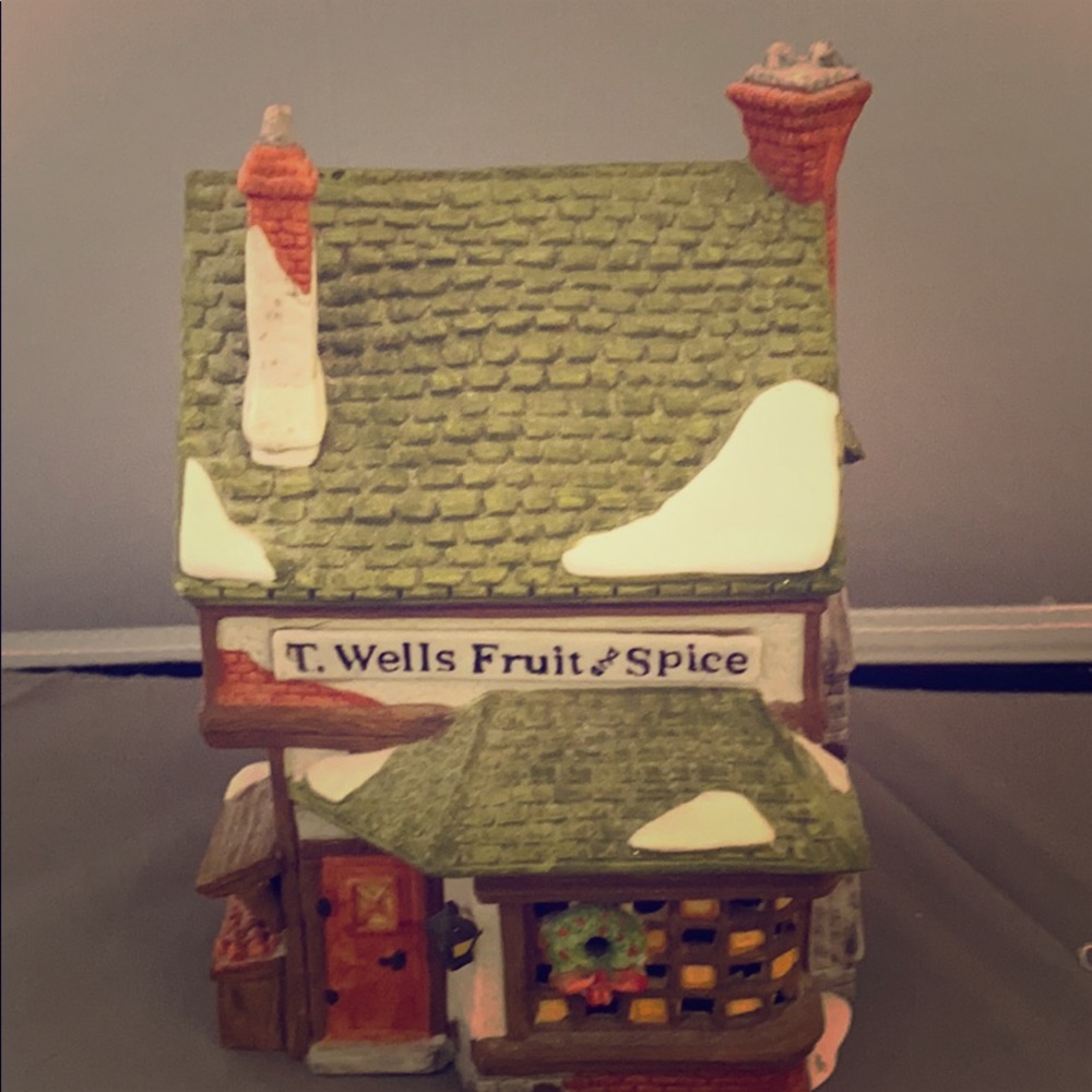Department 56 dickens Village